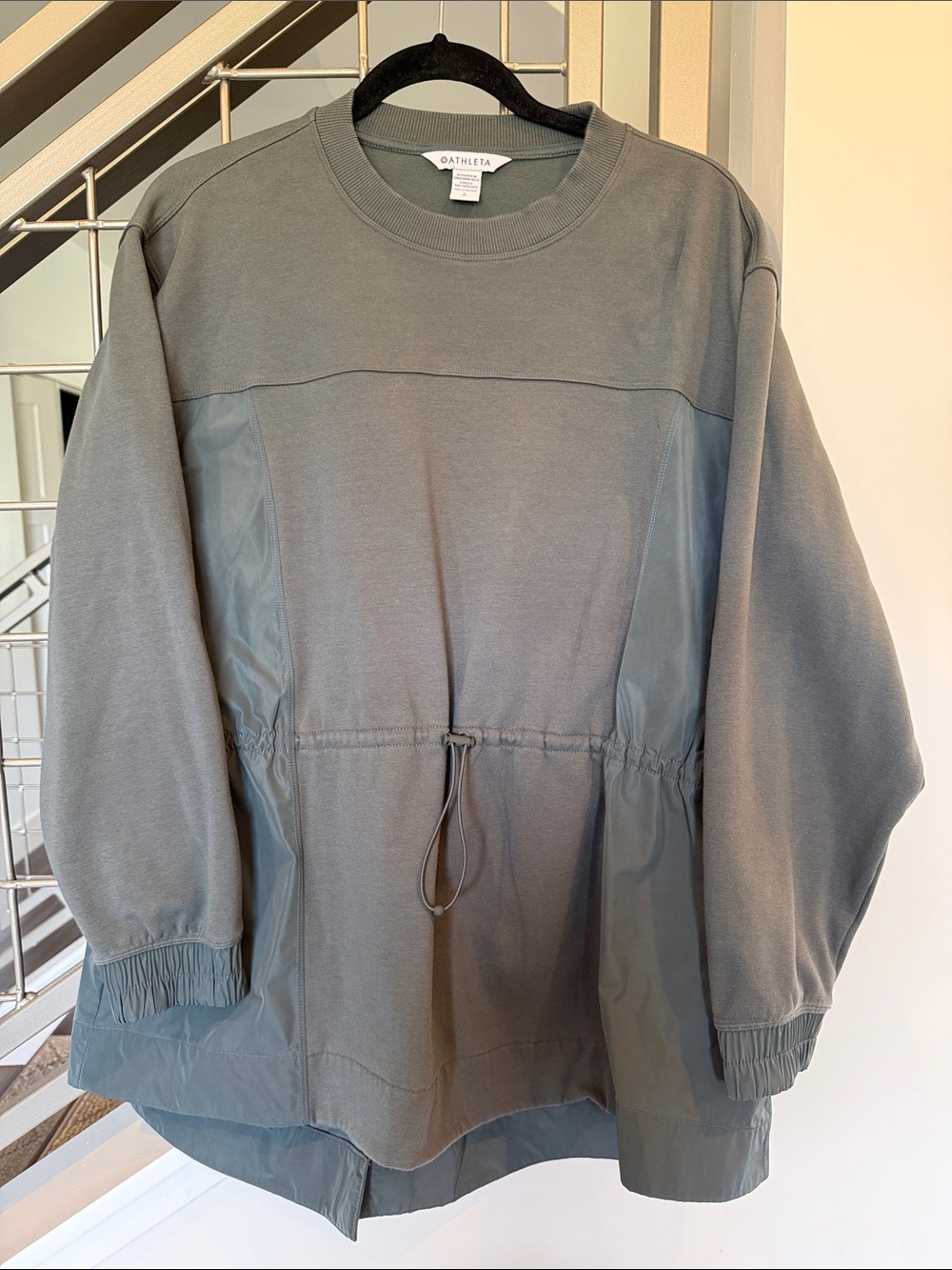 Athleta Triumph Hybrid Crewneck Sweatshirt